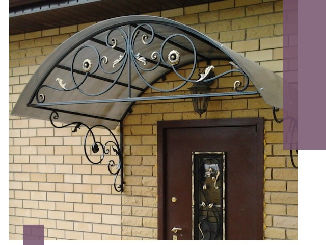 Изготовление козырьков из металла под ключ в Нижнем Тагиле