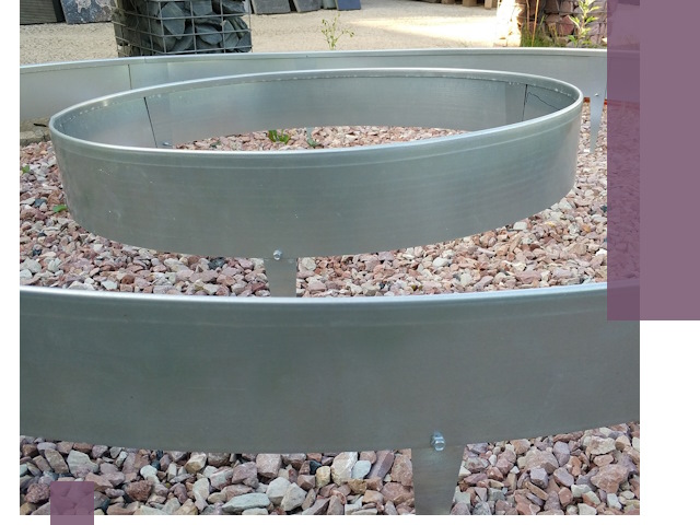 Нержавеющие бордюры под ключ в Нижнем Тагиле — изготовление и монтаж